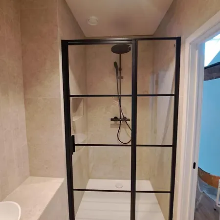 Spacious, Newly Renovated Loft - 107m2 Apartment